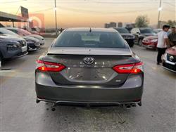 تۆیۆتا کامری